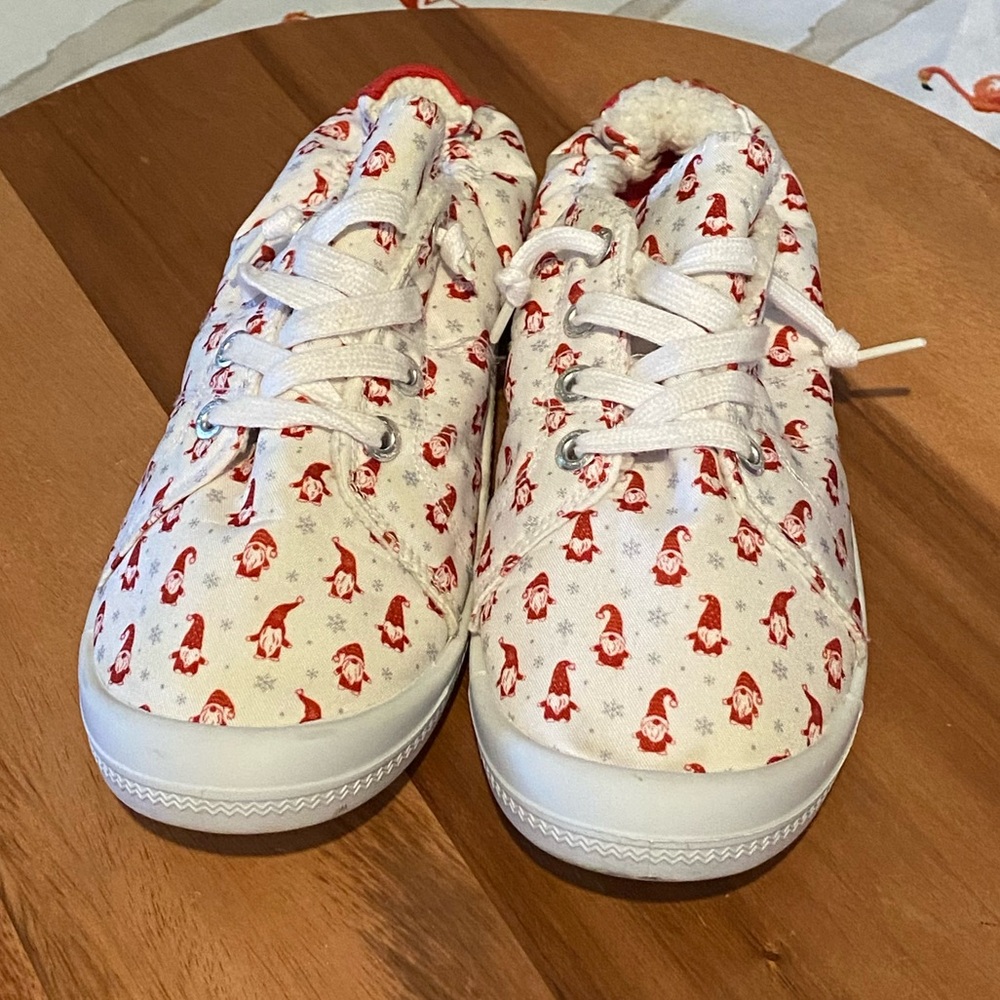 Tommy Bahama Women’s Festive Sneakers - Red and White Nomes